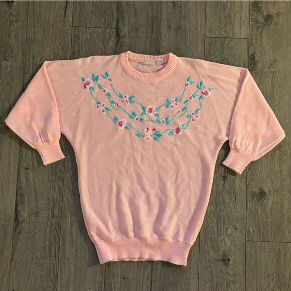 Vintage Basket of Yarn Embroidered Floral‎ Crewneck Sweater Pink Medium - Picture 1 of 5